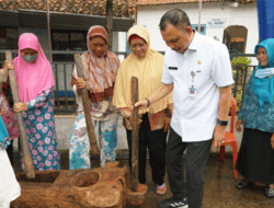 Akomodir Kebutuhan Masyarakat, Pemkab Purworejo Percepat Pelebaran Jembatan Desa Sokowaten