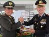 HUT ke 77 TNI, Dandim Sintang Dapat Kejutan Tumpeng dari Kapolres AKBP Tommy