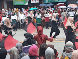 Peringati Maulid Nabi Muhammad SAW, Warga Brebes Dihibur Drumband hingga Pengajian Akbar