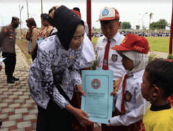 Sebanyak 140 Guru Dikukuhkan Jadi Kepala Sekolah SD, Kado Istimewa di HGN dan HUT ke 77 PGRI