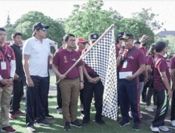 Rangkaian HUT ke 77 PGRI, Sekda Badung Adi Arnawa Melepas Kegiatan Jalan Santai