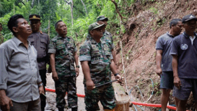 Longsor di Desa Kemanukan, Dandim 0708 Purworejo Pastikan Penanganan Dilaksanakan Jajaran
