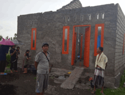 Puluhan Rumah Rusak Diterjang Hujan Deras dan Angin Kencang di Janapria, Loteng