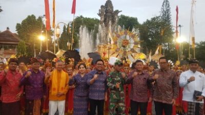 Sambut 2023, Pemkot Denpasar Gelar Maha Karya Budaya Mabesikan di Titik Nol Kilometer