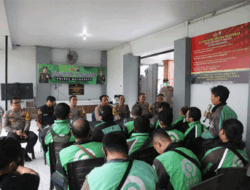 Jumat Curhat bersama Para Ojol, Kapolres Mojokerto : Kami Butuh Saran dan Kritik dari Masyarakat