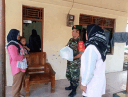 Babinsa Koramil 17 Songgom, Lakukan Monitoring Tumbuh Kembang Anak Asuh Stunting di Wanatawang