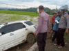 Mobil Terbalik dan Masuk Selokan, Diduga Sopir Mengantuk hingga Hilang Kendali, Bone