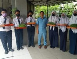 Raih Berbagai Penghargaan, SMPN 61 Surabaya Bergerak Menuju Adiwiyata Nasional 2024