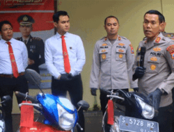 Pelaku Jambret yang Terekam CCTV Pasrah Saat Diringkus Polres Tuban di Rumahnya