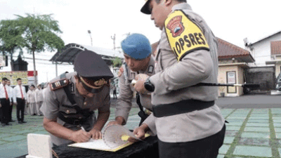 Kapolres Purworejo AKBP Muhammad Purbaja Pimpin Sertijab Kapolsek Butuh