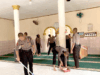 Bhakti Religi Polres Sukabumi, AA Dede Terjunkan Personel ke Masjid Darul Aitam, Cikakak