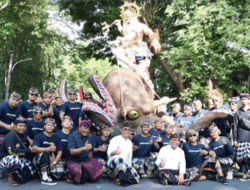 Sebanyak 12 Ogoh-ogoh Terbaik Denpasar Unjuk Aksi di Kawasan Patung Catur Muka