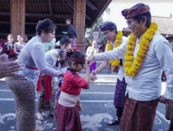 Wujudkan Generasi Cinta Budaya dan Berakhlak Mulia Sejak Dini, Sekda Badung Buka Pawai Ogoh-ogoh