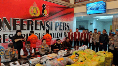 Ungkap Kasus Peredaran Pakaian Bekas Impor, Polda Bali Amankan Dua Tersangka dan Uang Rp20 Juta