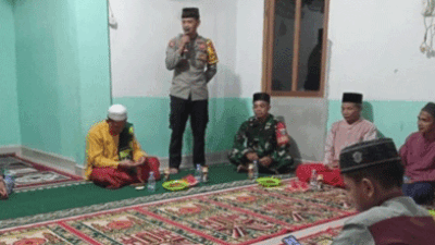 Kapolsek Anjungan, Kalbar Iptu Waryo Hadiri Safari Ramadhan di Surau An Nur