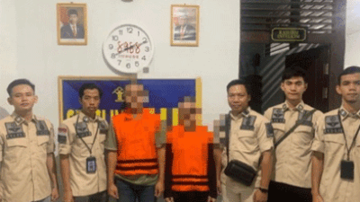 Kantor Imigrasi Kelas II Kota Singkawang Deportasi Dua WNA Asal Malaysia