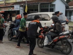 PC IPNU IPPNU Kabupaten Purworejo Bagi Takjil dan Gelar Buka Bersama