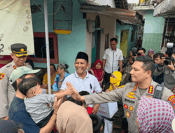Bantuan Kemanusiaan untuk Negeri, Kapolresta Malang Kota Sambangi Warga Bantaran Rel Kereta Api