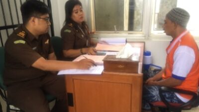 Dua Tersangka Kasus Persetubuhan dan Pornografi Diserahkan ke JPU Kejari Batu