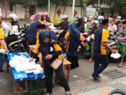 Bulan Ramadan, Komunitas Sedulur Imam Bubutan Surabaya Berbagi Takjil