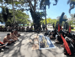 Hari Anti Tambang, FPPI Mamuju Demo di Kantor Gubernur Sulbar