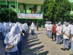 Bentuk Karakter, Para Siswa SMK NU 2 Kedungpring, Lamongan Dilatih PBB