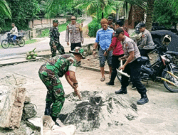 Sinergitas TNI-Polri Gotong Royong dalam Pembangunan Masjid Al-Falah Desa Lawangan Agung, Lamongan