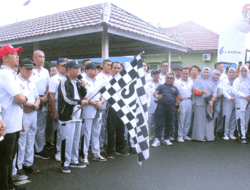 Rangkaian HUT ke 77 Lampung Utara, Pemkab Gelar Jalan Sehat dan Senam Bersama