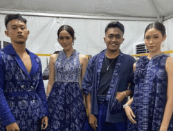 Angkat Tema Nila Angsana, Jung Sas Bawakan 10 Karya pada Event Adi Warna Wastra Loka