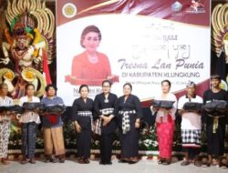 Serahkan Bantuan 150 Warga Klungkung, Ini Pesan Manggala Utama PAKIS Provinsi Bali