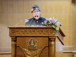 Bupati Giri Prasta Sampaikan Jawaban Pemerintah dalam Rapat Paripurna DPRD Badung