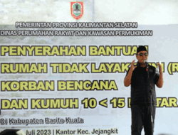 Penyintas Bencana Alam Banjir Desa Jejangkit, Batola Terima Bantuan 105 Unit RTLH