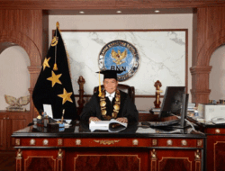 Kepala BNN Komjen Pol Petrus R. Golose Raih Penghargaan Tertinggi di Bidang Akademik