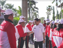 Kontingen Pornas KORPRI XVI Dilepas Sekda Badung Adi Arnawa