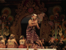 Sanggar Selendro Agung Duta Badung, Bawakan Garapan Kolaborasi dengan Wayang Inovatif