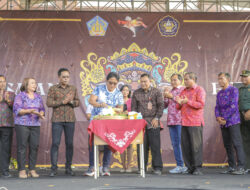 Hadiri HUT Ke-4 SMAN 2 Abiansemal, Bupati Giri Prasta: Kalian Luar Biasa