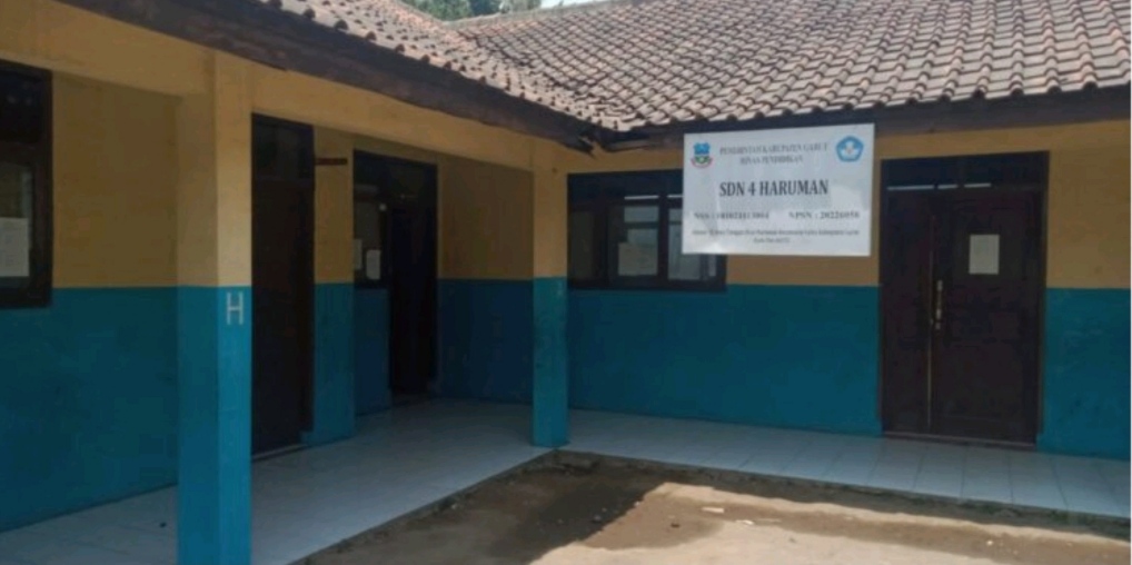 Bangunan SD Negeri 4 Haruman di Kecamatan Leles, Kabupaten Garut
