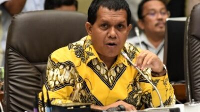 Pemprov Riau Peduli Pekerja Rentan Lewat Intervensi APBD Diapresiasi Komisi IX DPR RI