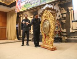 Sekda Adi Arnawa Buka Bimtek Peningkatan Produktivitas Tanaman Pangan dan Perkebunan