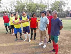 Yoyok Memberikan Apresiasi dan Perhatian Kepada Paguyuban PATASB FC, Tandes