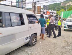 Wujudkan Kamseltibcarlantas, Unit Lintas Polsek Japsel Gelar Razia Kendaraan Roda Dua dan Empat