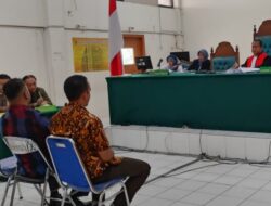 Peringatan Bagi Kepala Sekolah yang Mengelola Uang Komite Sekolah