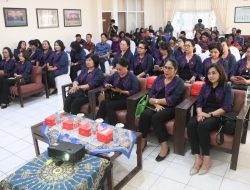 Nyonya Seniasih Giri Prasta Pimpin YKI Cabang Badung Kunjungi YKI Cabang Jawa Timur