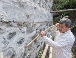 Bupati Garut Kecewa Pembangunan Jembatan Wareng di  Pakenjeng