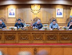 Bupati Giri Prasta Apresiasi Masukan Saran dan Pemikiran Seluruh Fraksi DPRD Badung