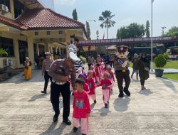 Kunjungi Polres Brebes, 32 Anak TK Dikenalkan Tugas  Polisi