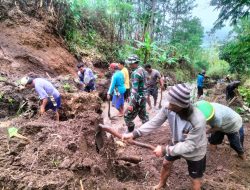 Sempat Tertutup Longsor, Akses Desa Linggapura-Buniwah Normal Kembali