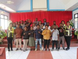 Sat Lantas Polresta Jayapura Kota Sosialisasikan Tertib Berlalu Lintas ke Mahasiswa Gereja Baptis