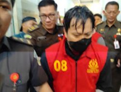 Diduga Terima Gratifikasi, Tiga Oknum Pegawai Dirjen Pajak Sumsel Babel ditahan Kejati Sumsel