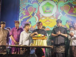 Sekda Adi Arnawa Hadiri HUT Ke-57 ST. Amertha Prawitha Banjar Tegal Jaya, Dalung